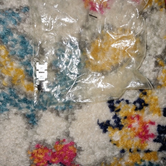 Coach Signature Silver Watch - Picture 3 of 7